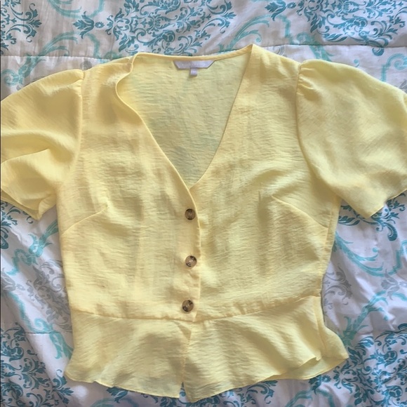 blouse - Picture 1 of 4